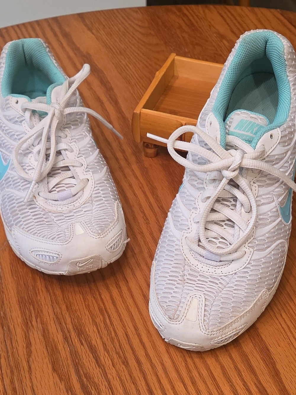 Nike Women White and Aqua Running Sneakers